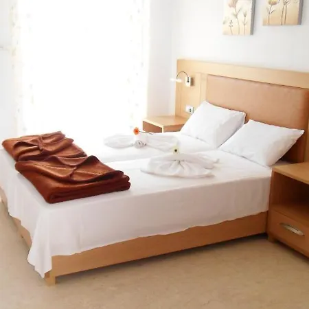 Maik Apartment *