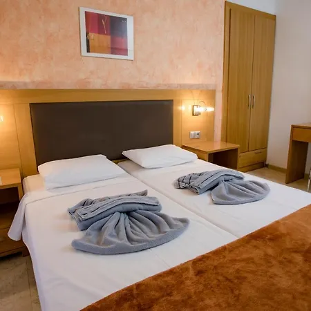 Maik Apartment