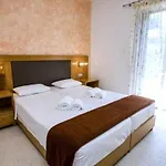 迈卡公寓酒店 * 美塔摩尔弗斯