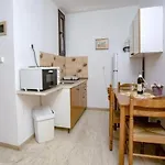 迈卡公寓酒店